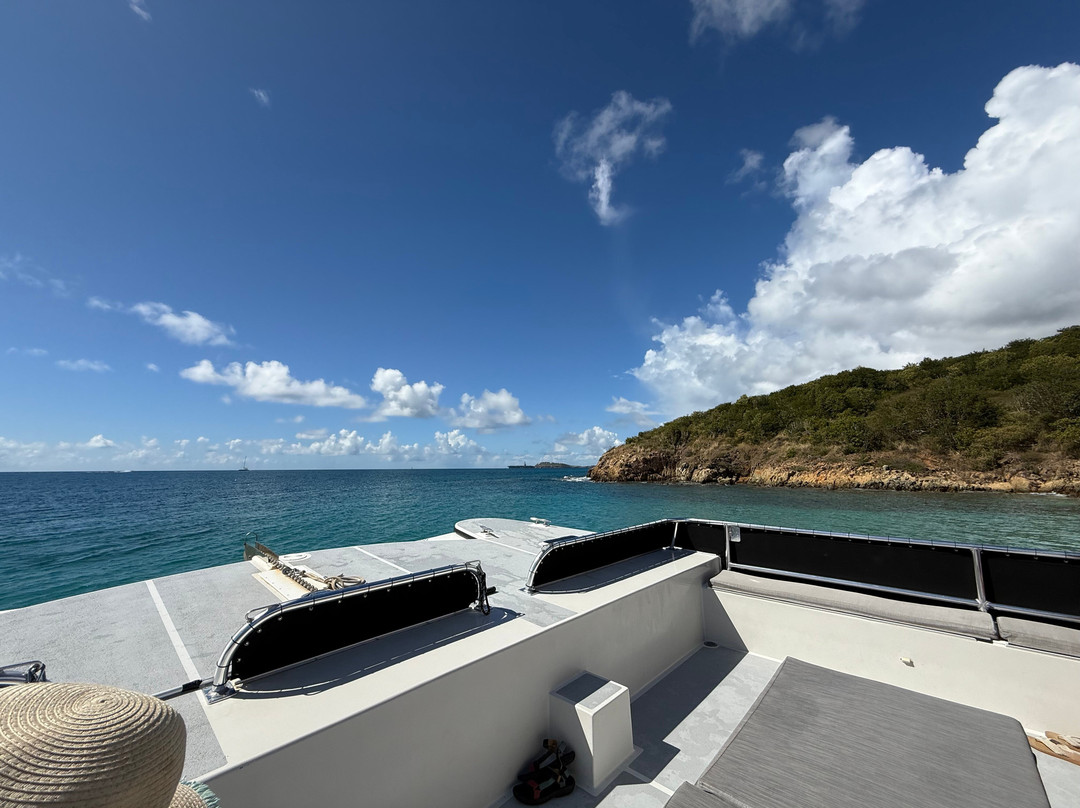 Sabrage Charters-圣 托马斯必去景点