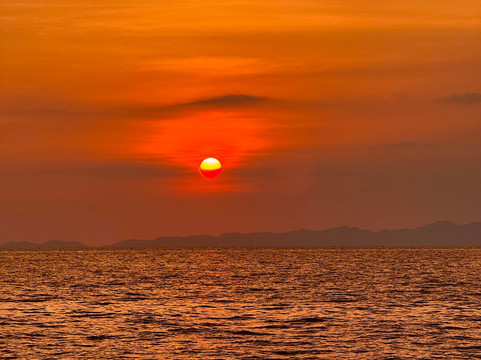 Meka Catamaran-甲米必去景点