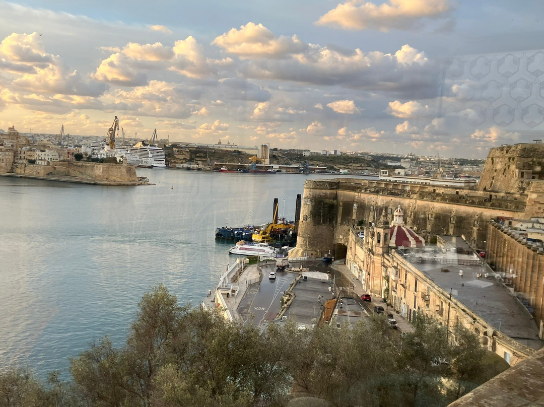 Iniala Harbour House主图