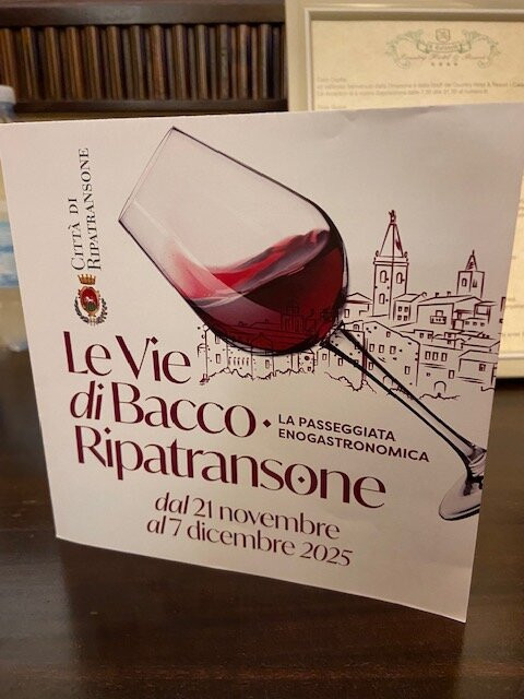 伊卡朗基餐厅乡村酒店主图