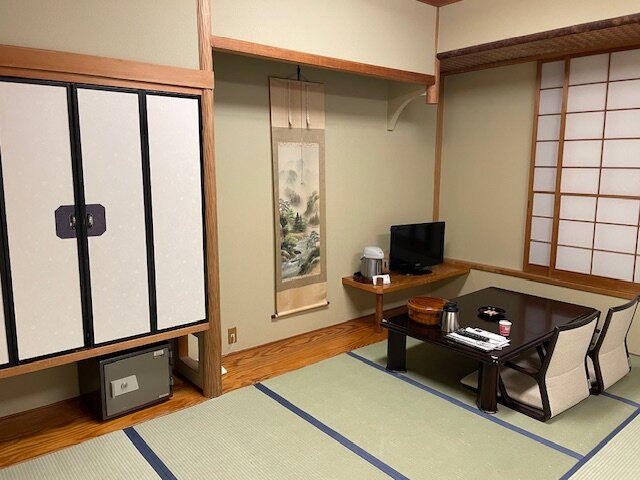 湖村苏扎索酒店主图