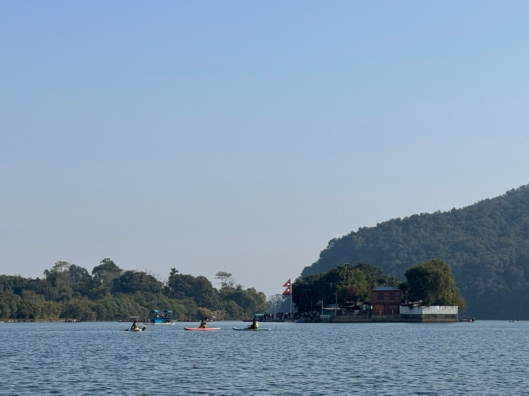 巴拉喜庙-博卡拉必去景点