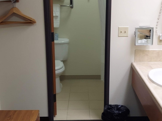 微风汽车旅馆主图