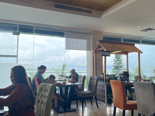 Swiss-Belhotel Makassar主图