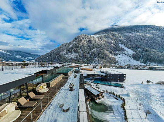 Alpine Luxury SPA Resort Schwarzenstein