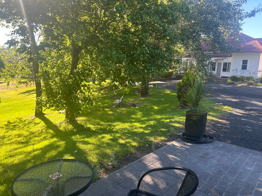 摩尔庄园酒店主图