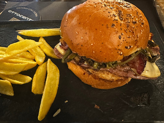 Vineria Birreria Ottocento-Morbegno必去景点