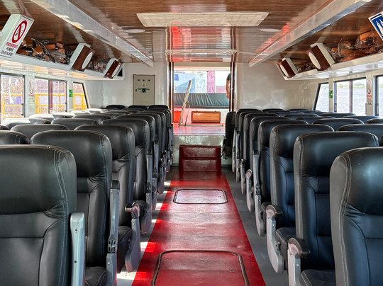 Golfinho Jet Boat-伊基托斯必去景点