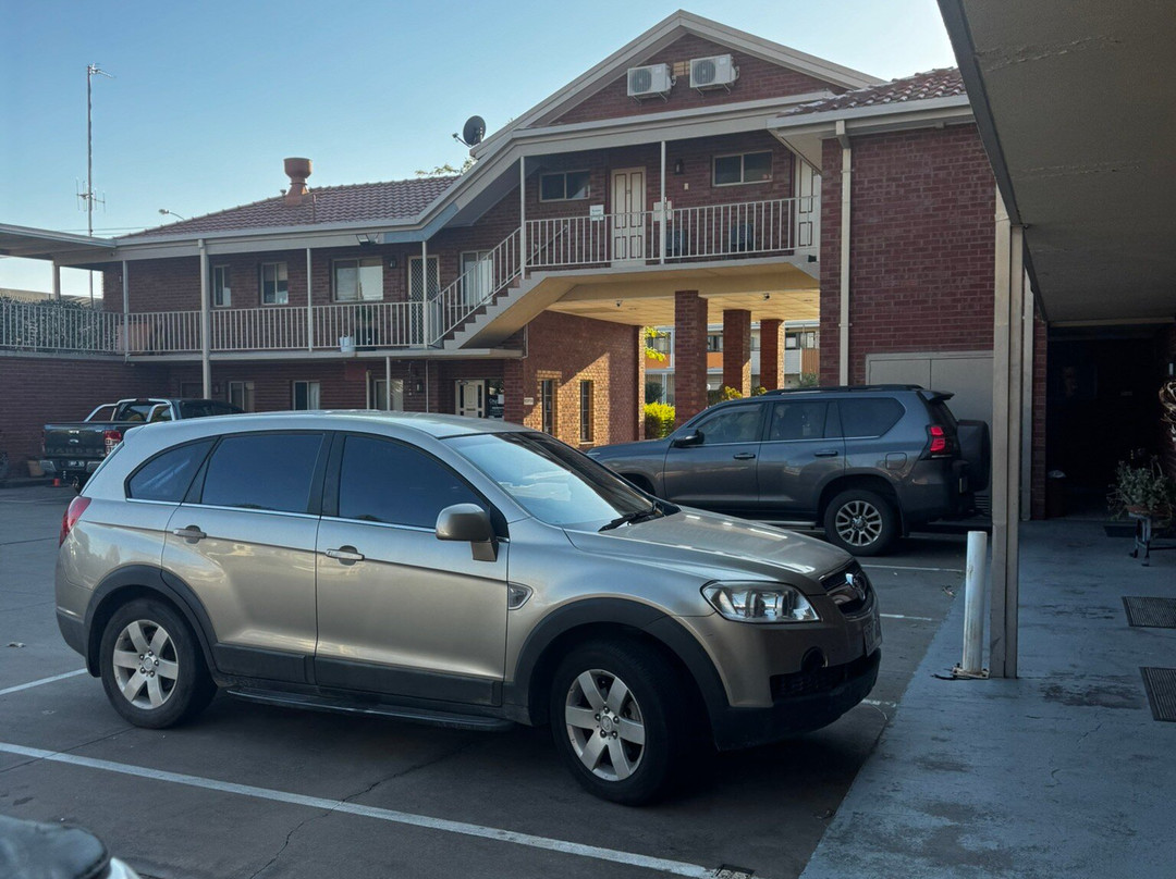 Courtyard Motor Inn主图