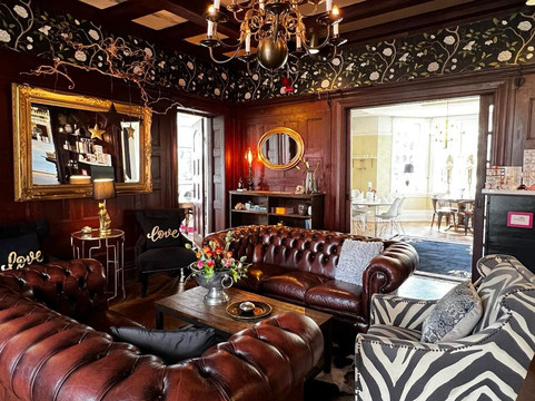 丹内花园酒店主图