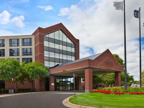 奥本山酒店住宿-奥本山希尔顿套房酒店