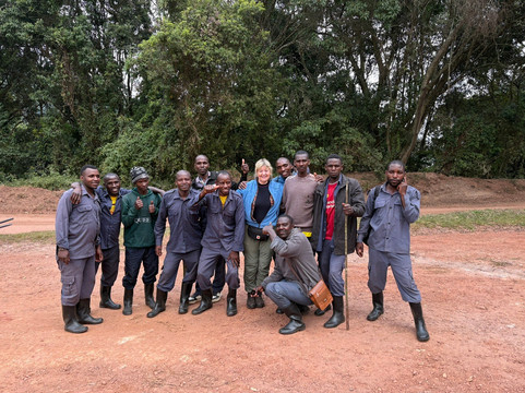 Piece of Uganda Safaris-恩德培必去景点