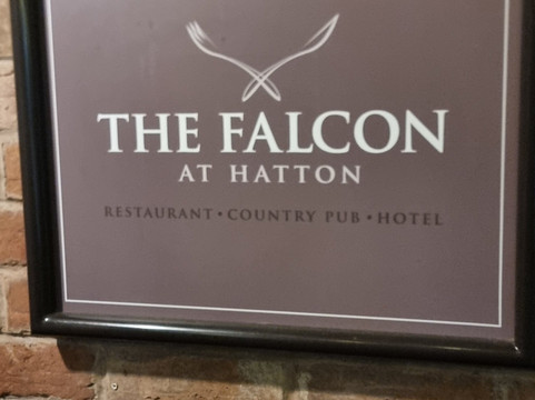 哈顿猎鹰旅馆主图