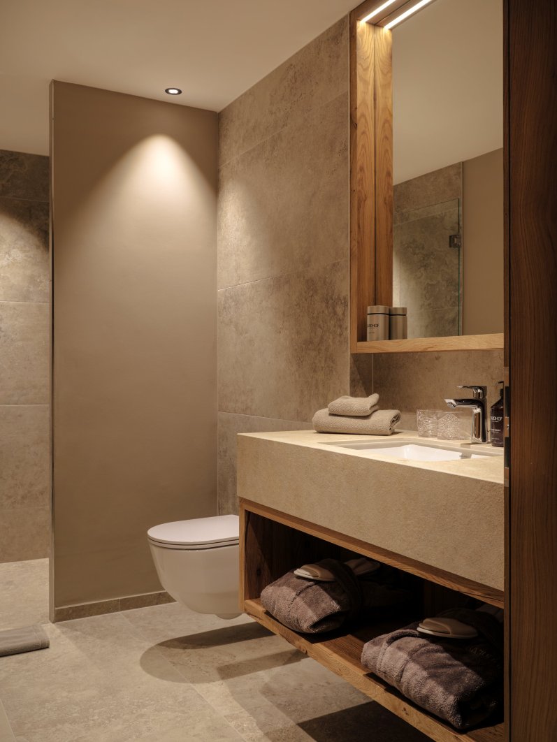 闪德福酒店-浴室