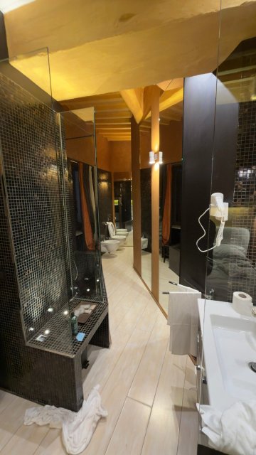 德利阿弗莱斯奇酒店-官方