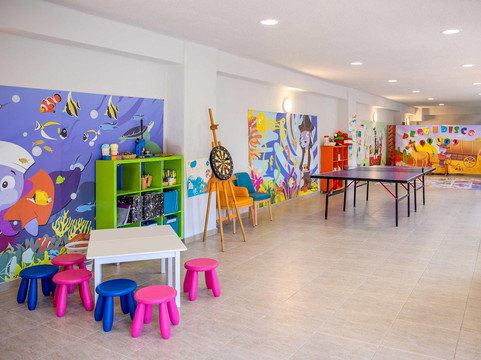 赛维集团特里内玛酒店主图