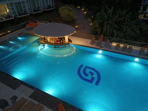 Hilltop Wellness Resort-官方