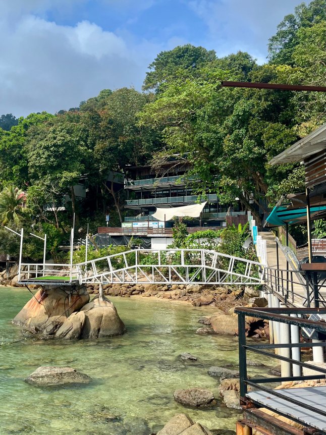 阿鲁南度假村-泳池