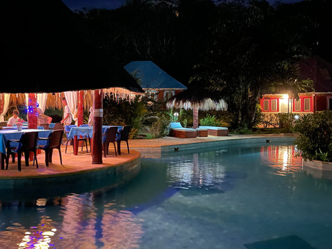 Las Puertas del Paraíso主图