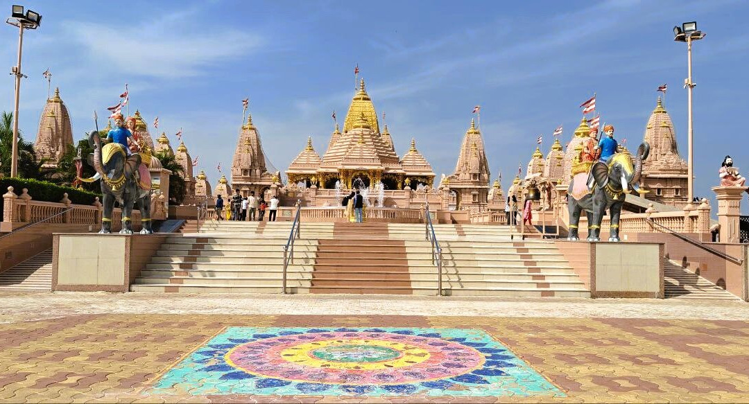Nilkanth Dham Swaminarayan Temple-Poicha必去景点