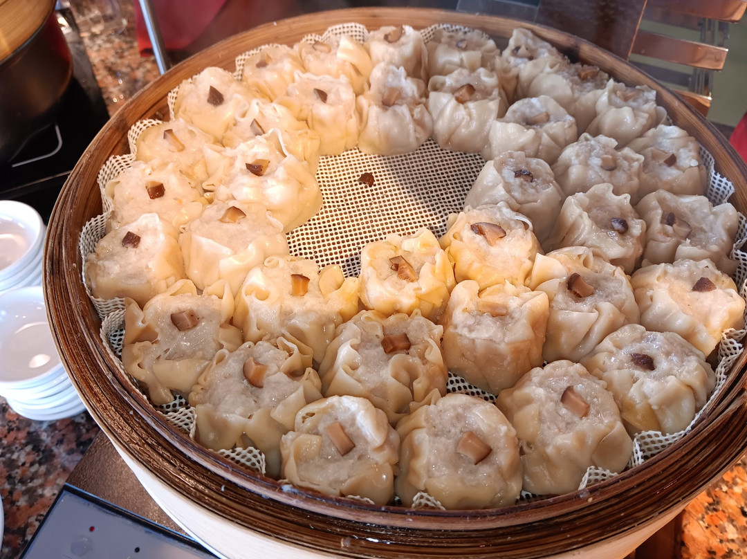 伊洛伊洛戴斯精选温德姆酒店主图