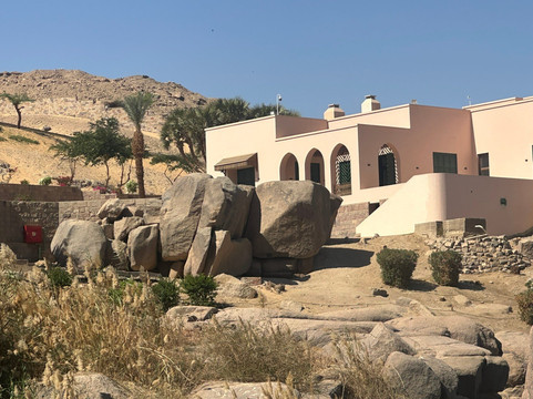 Mausoleum of Aga Khan-亚斯文必去景点