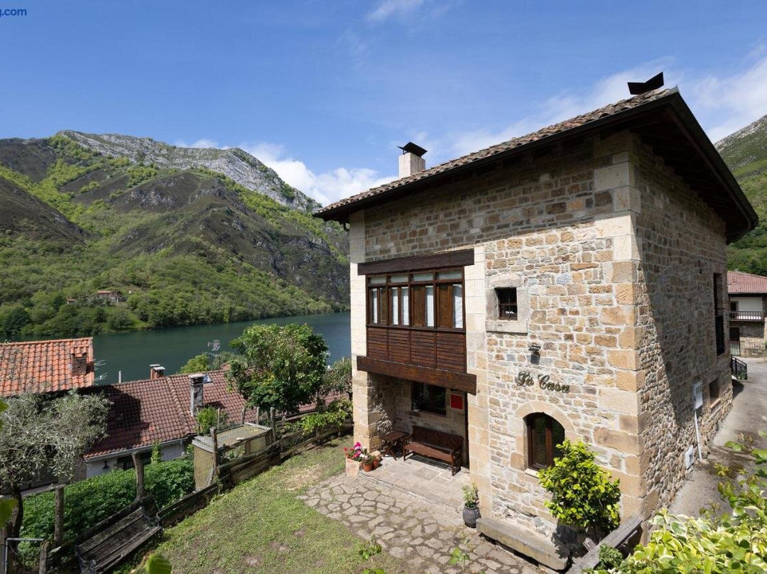 Apartamentos La Casa De Tanes