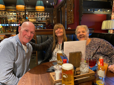 白狮店主精选酒店主图