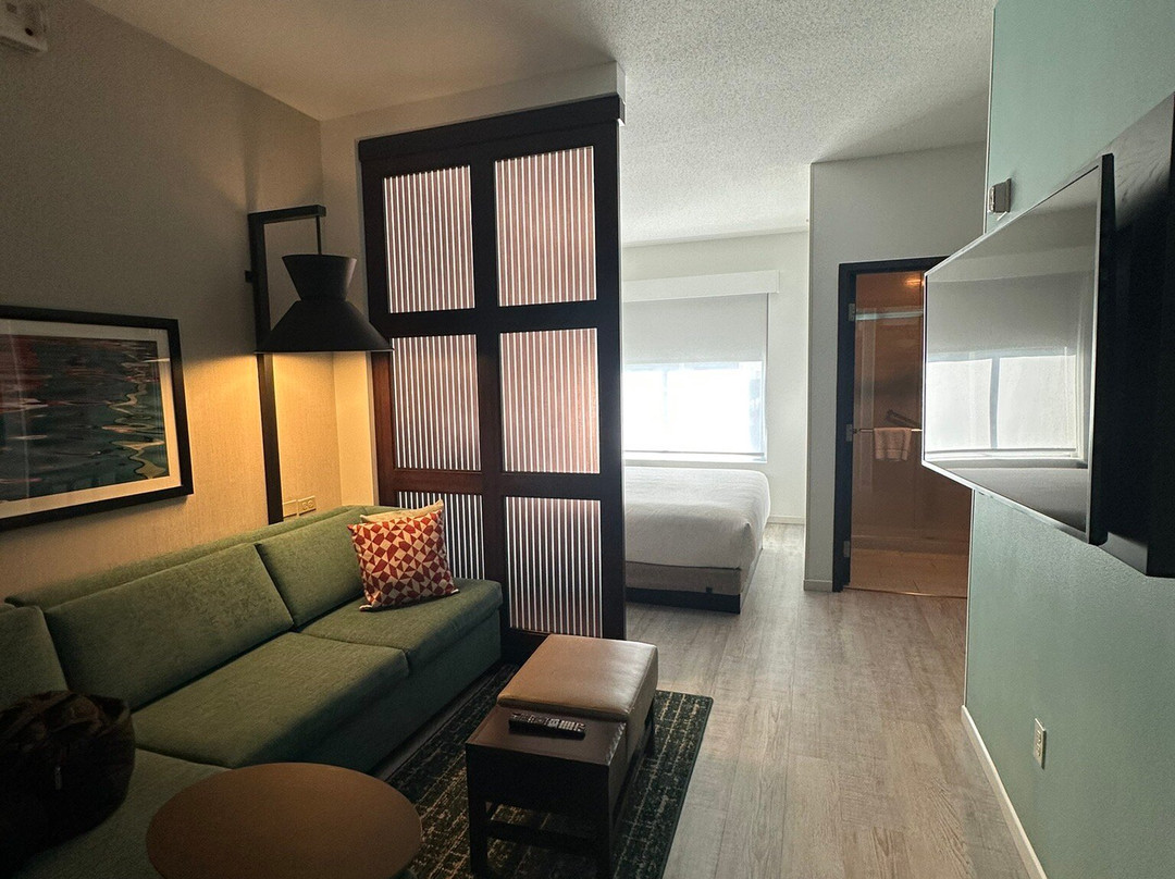 西棕榈滩市区凯悦嘉轩酒店主图