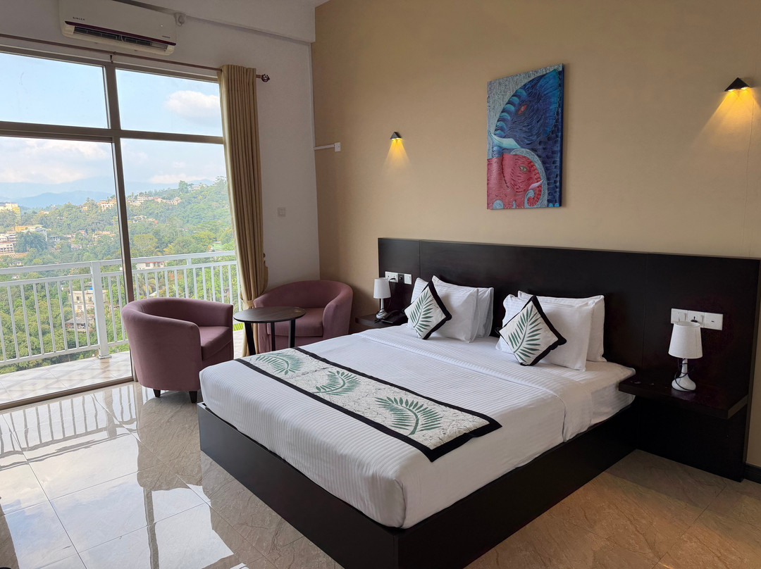 Hill Paradise Hanthana