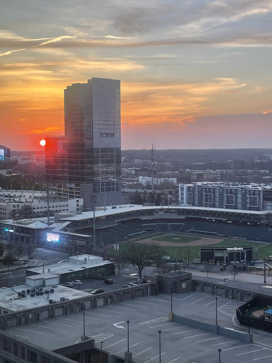 傲途格精选夏洛特波希米亚大酒店-官方