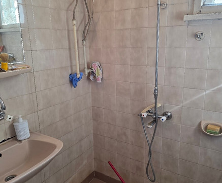 The Red Flat-索非亚必去景点