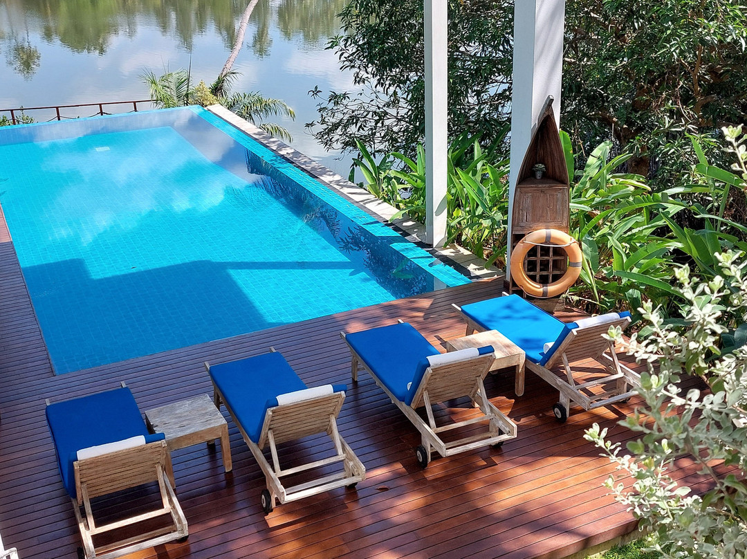 33湖景大道主图