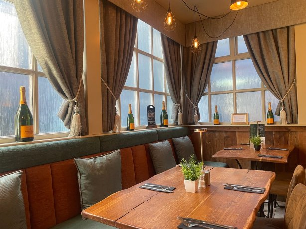 The Station Restaurant & Bar-官方