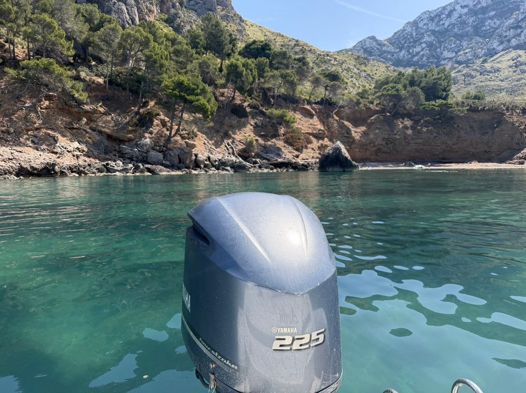 Alcudia Bay Boat Rental-Ca'n Picafort必去景点