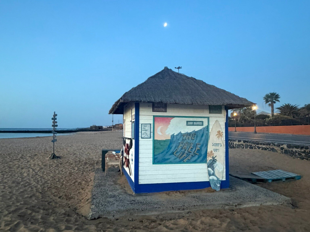 厄尔巴卡洛塔海滩度假酒店&会议中心主图