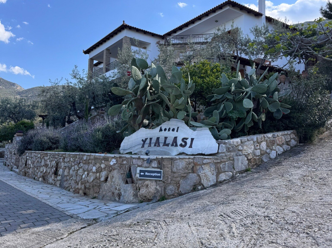 Yialasi Hotel主图