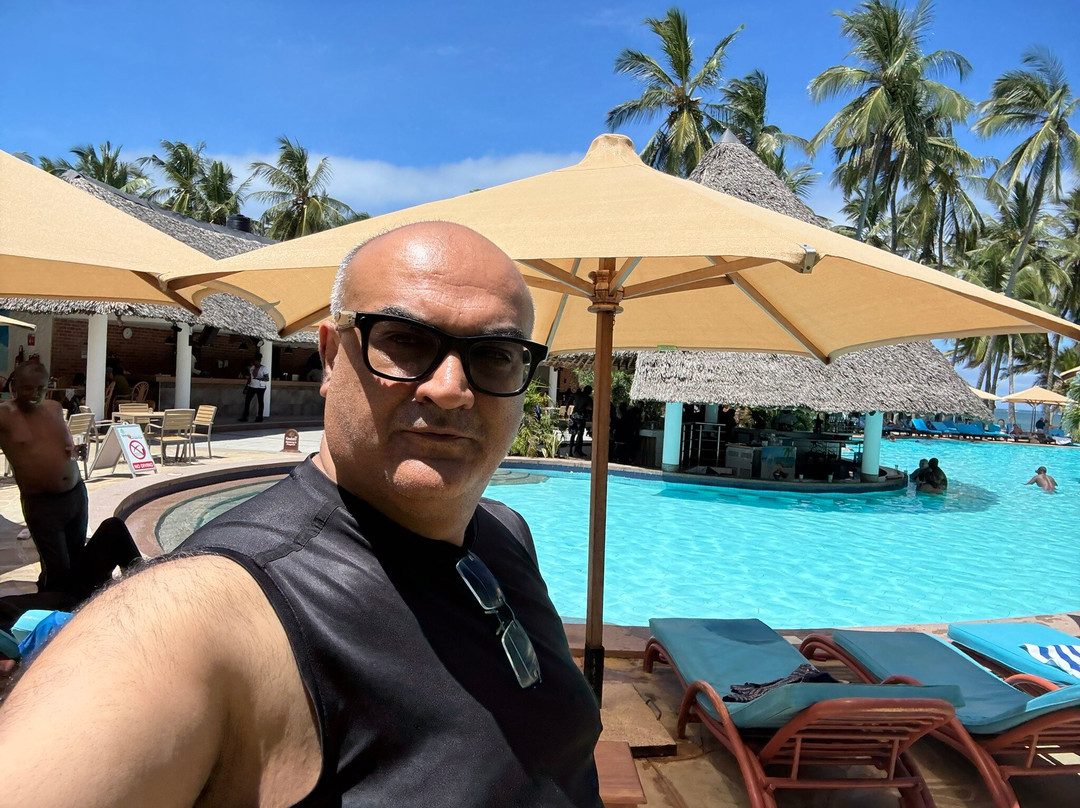 旅客海滩酒店主图