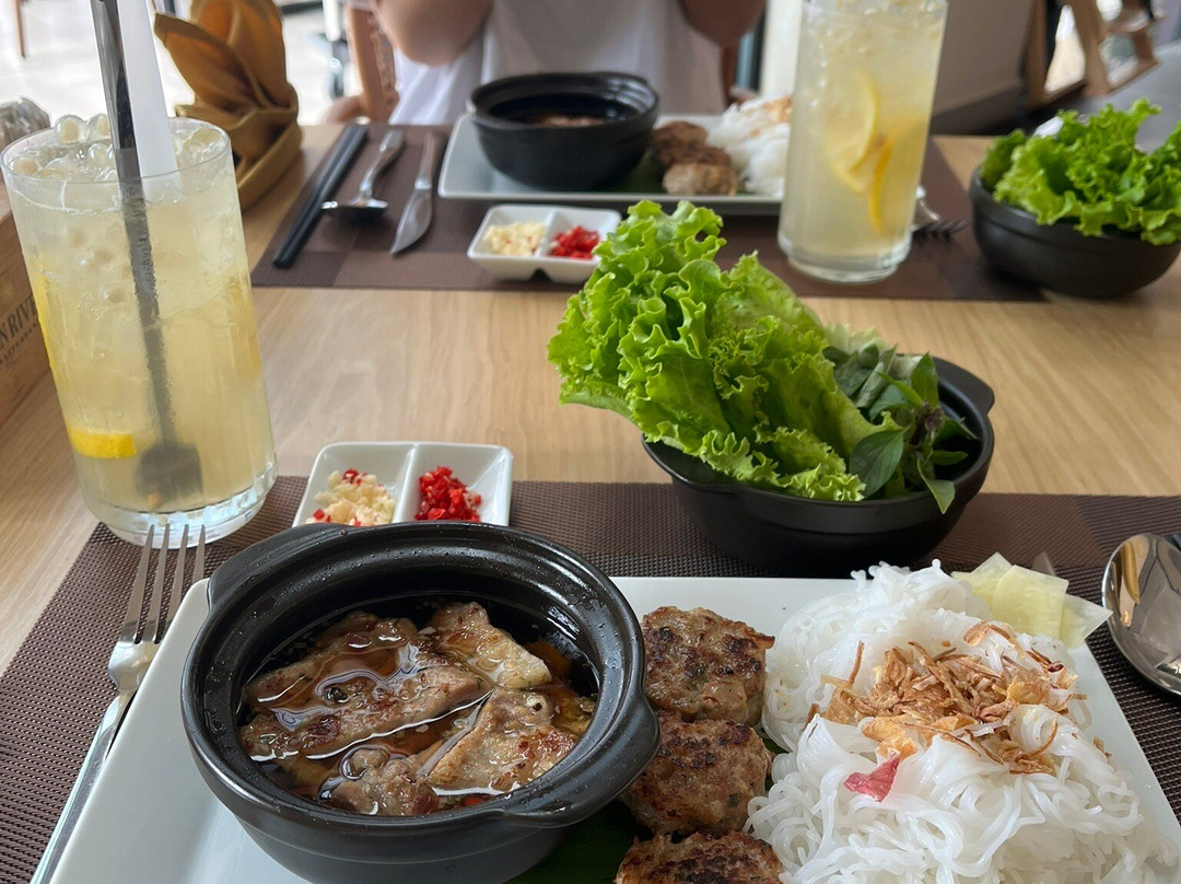Sen River Restaurant - Vietnamese Cuisine