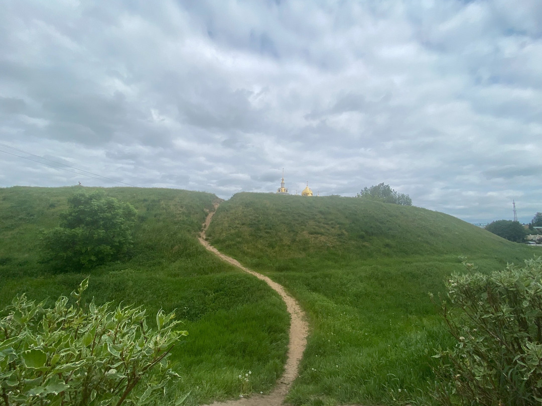 Earth Mound-Dmitrov必去景点