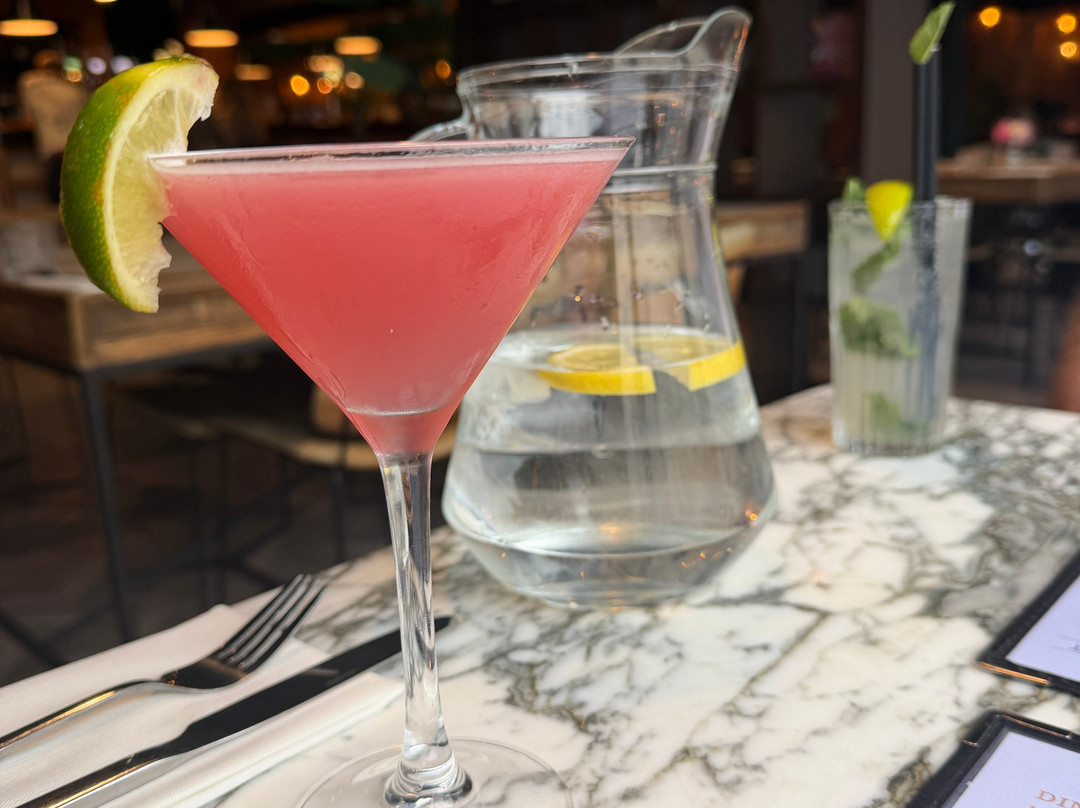 绍斯波特海滨酒店主图