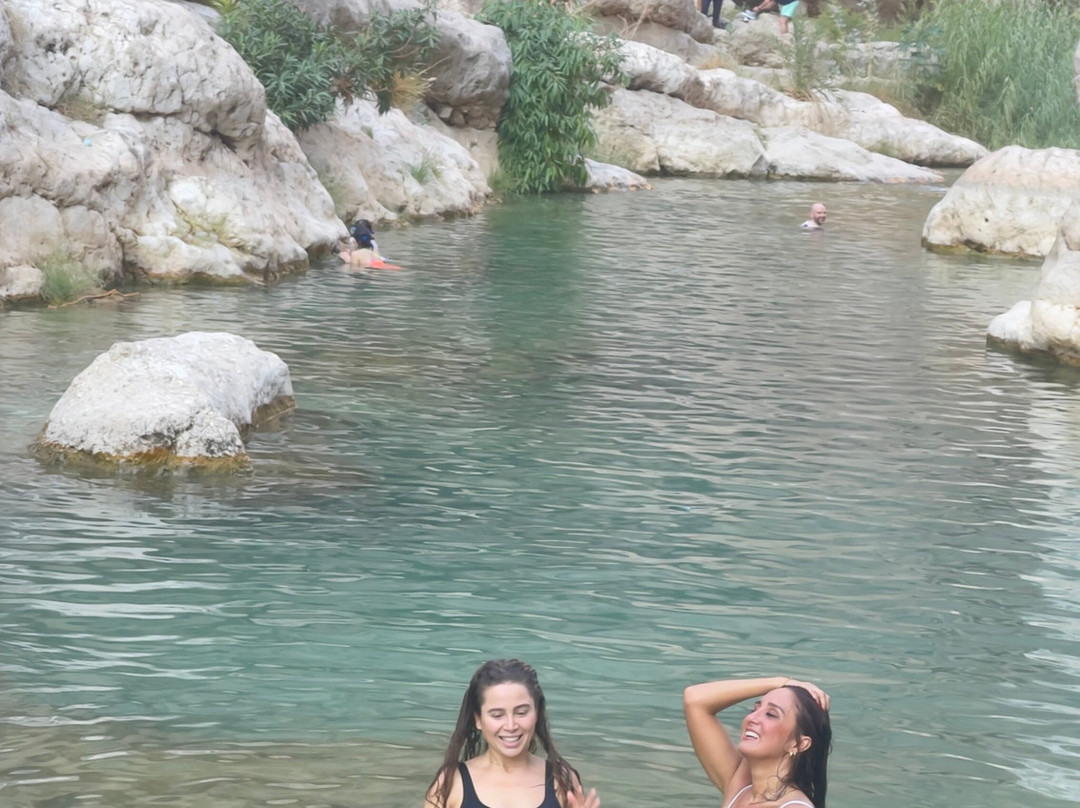 Wadi Shab Gear and safeline-Sur必去景点