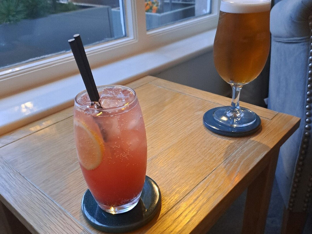 雷文斯通旅舍乡间酒店主图