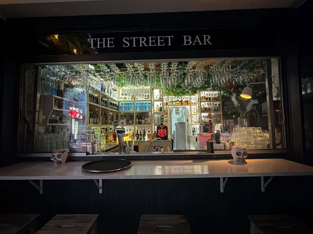 The Street Bar-Nidri必去景点