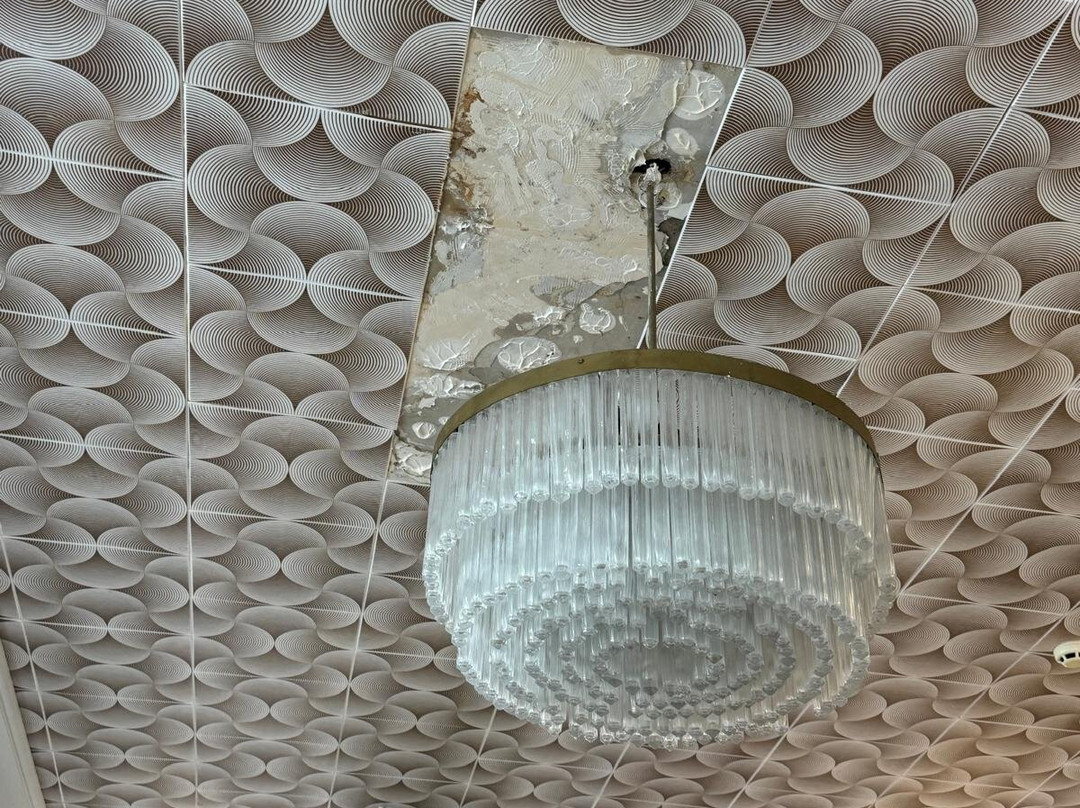 皇宫酒店主图