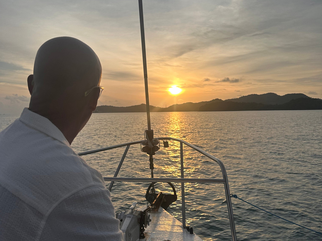 Avante Yacht Charters-珍南海滩必去景点