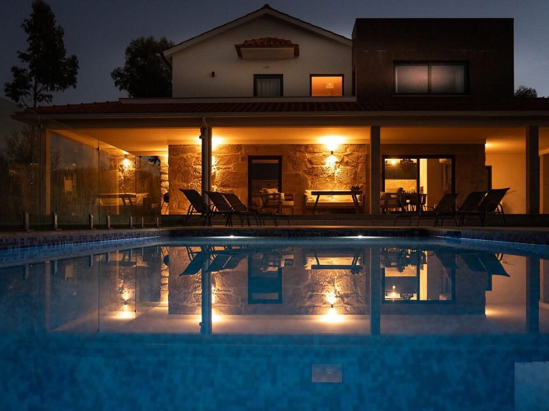 Quinta do Moreira, Villa Clementina/Villa Oliveira
