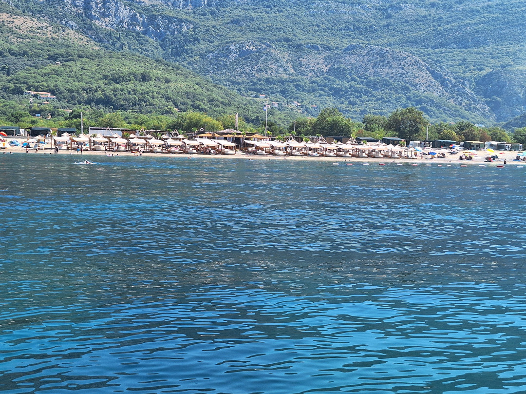 Nazaré Beach Bar Montenegro