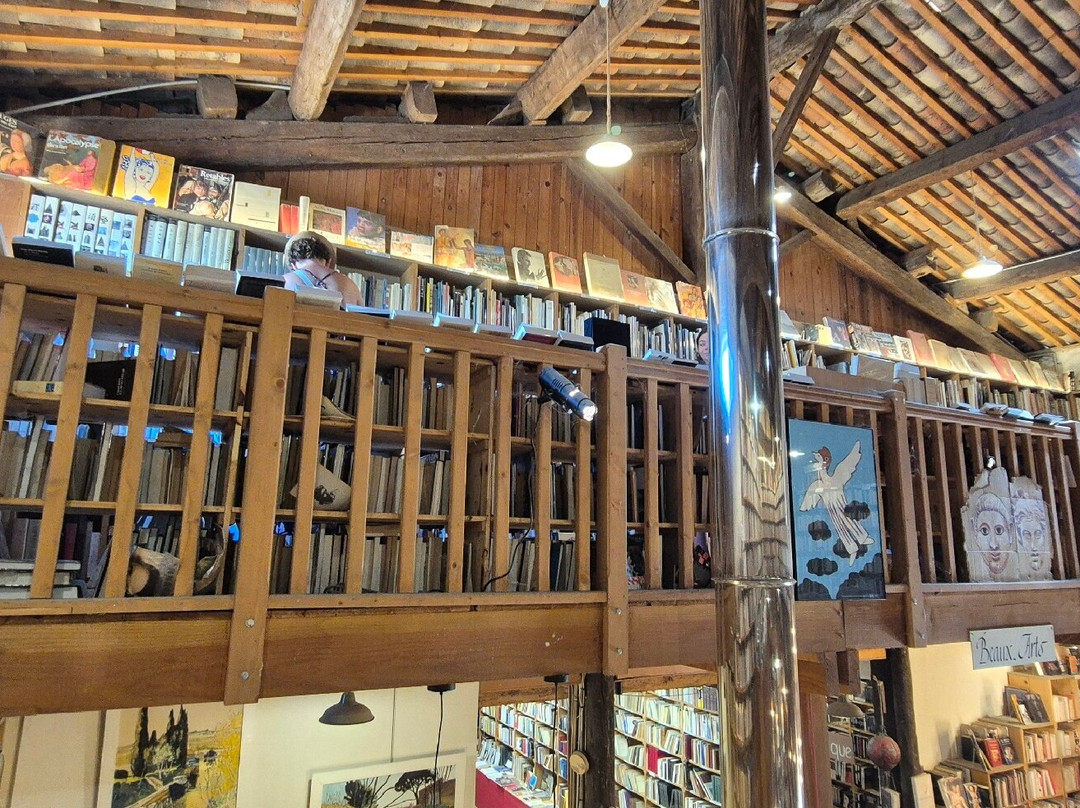 Le Trouve Tout Du Livre-Le Somail必去景点