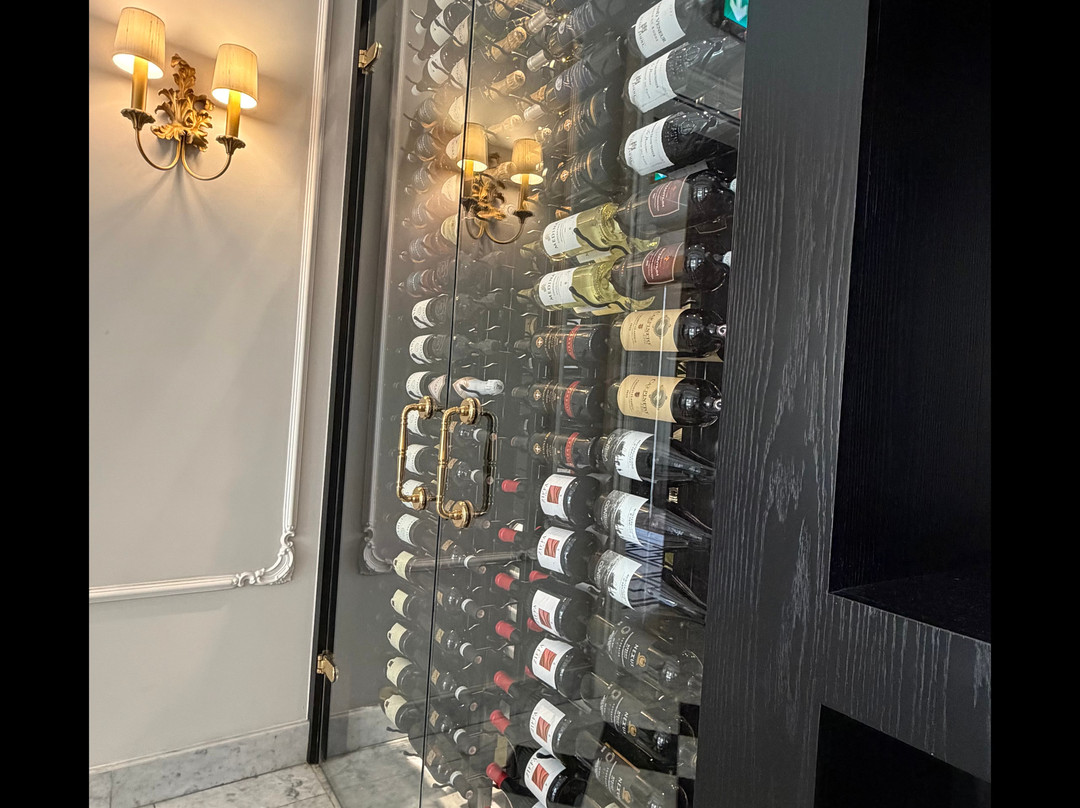 戈梅里诺酒店主图